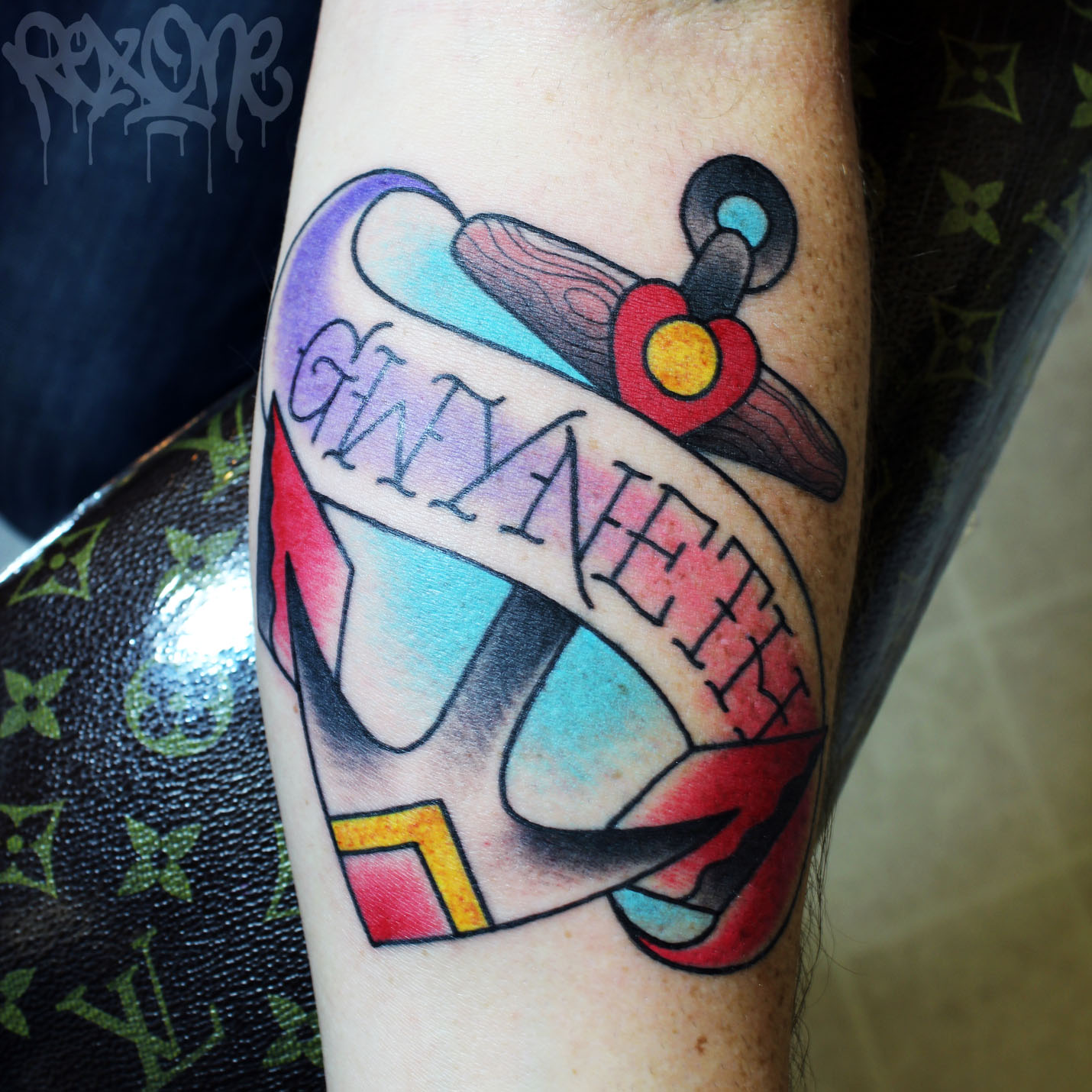 Rexy Roxwell Certified Artist