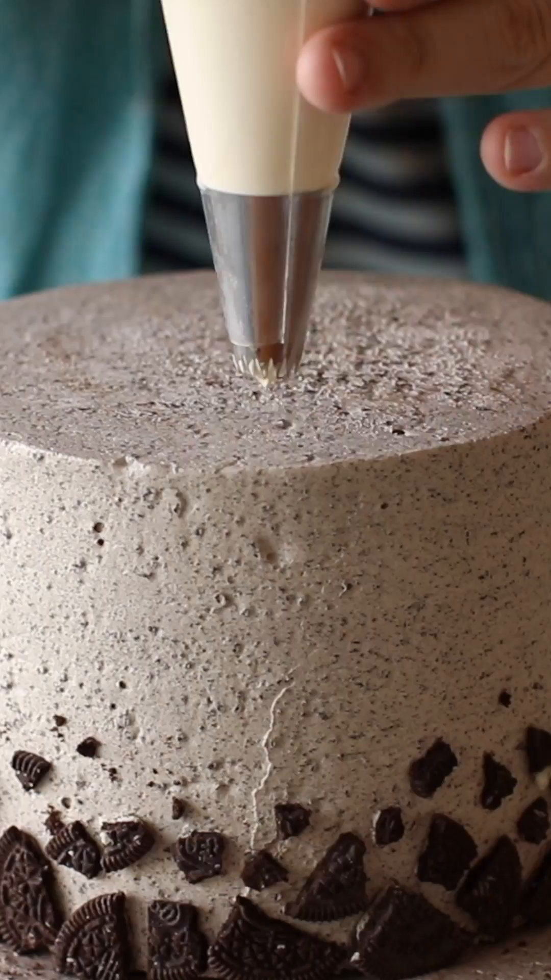 double stacked oreo cake