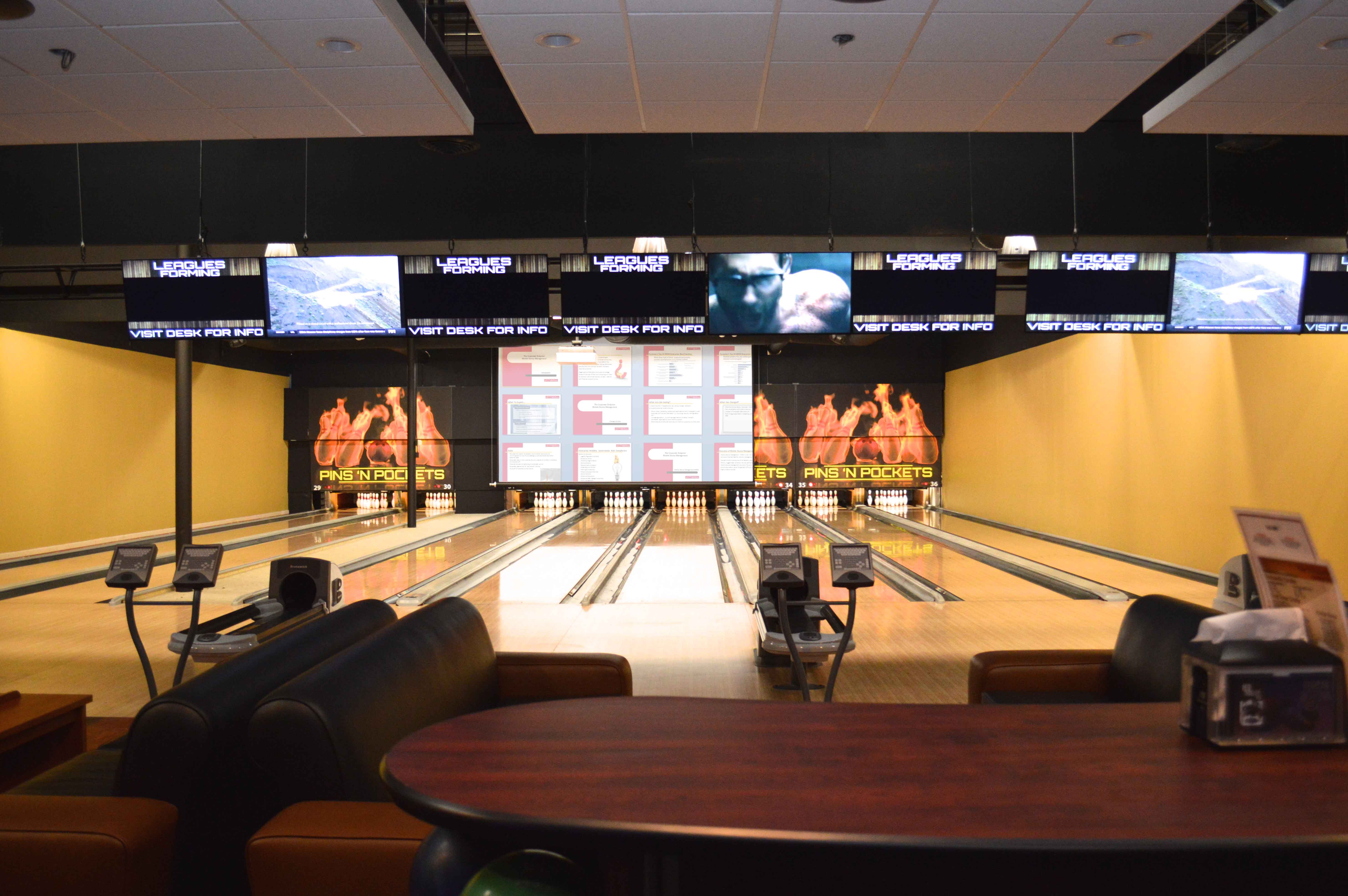 Pins 'N Pockets Lake Elsinore private dining, rehearsal dinners