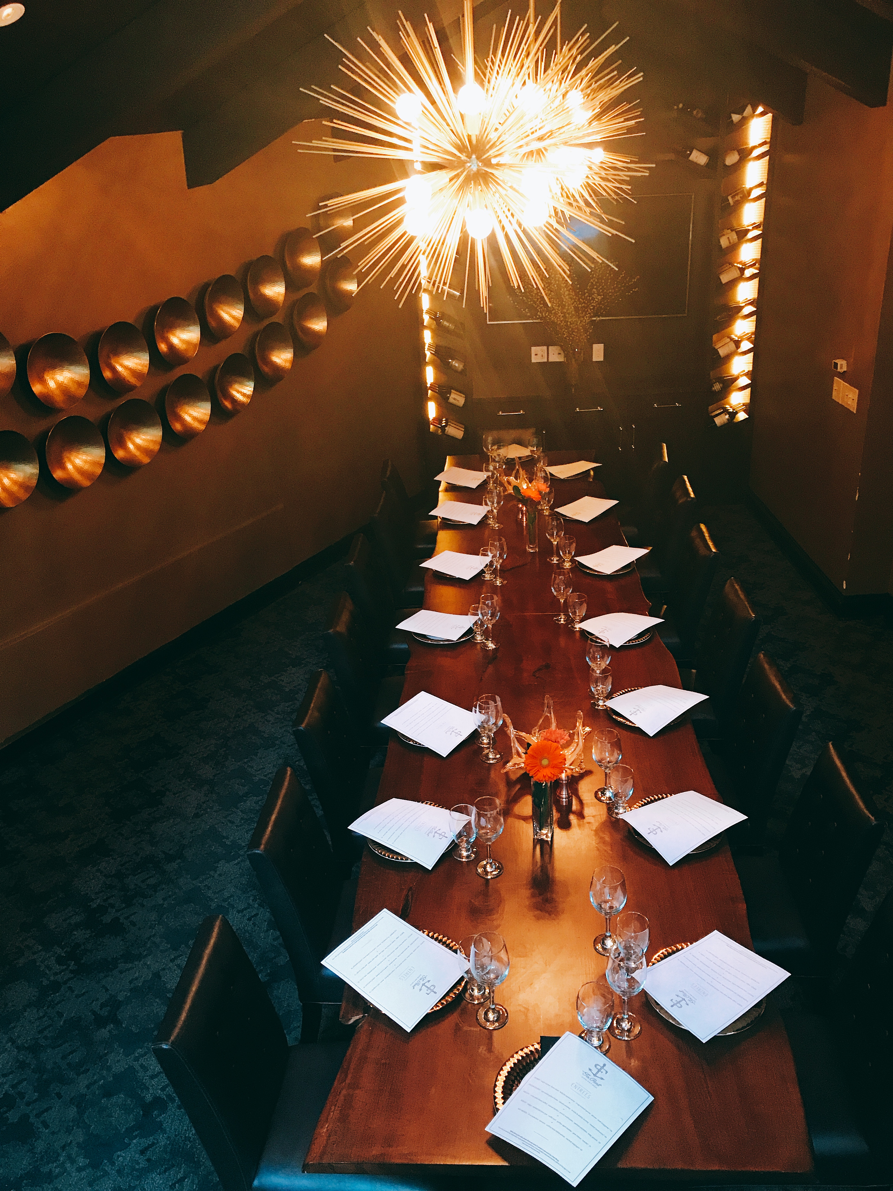 Fin Point Oyster Bar and Grille Boston private dining, rehearsal dinners & banquet halls