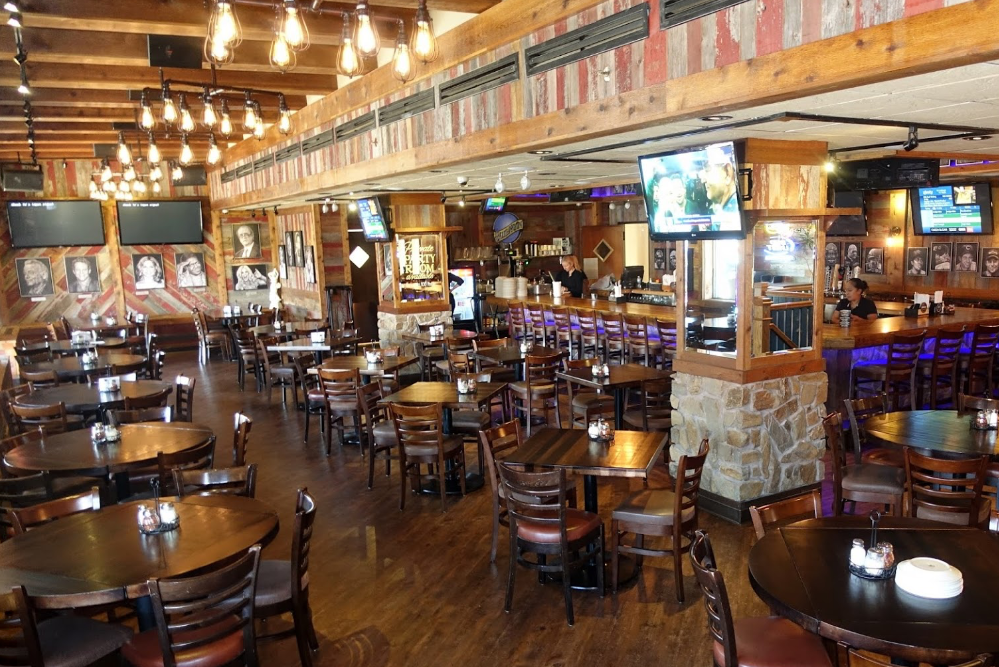 Gino's East Rosemont Rosemont private dining, rehearsal dinners