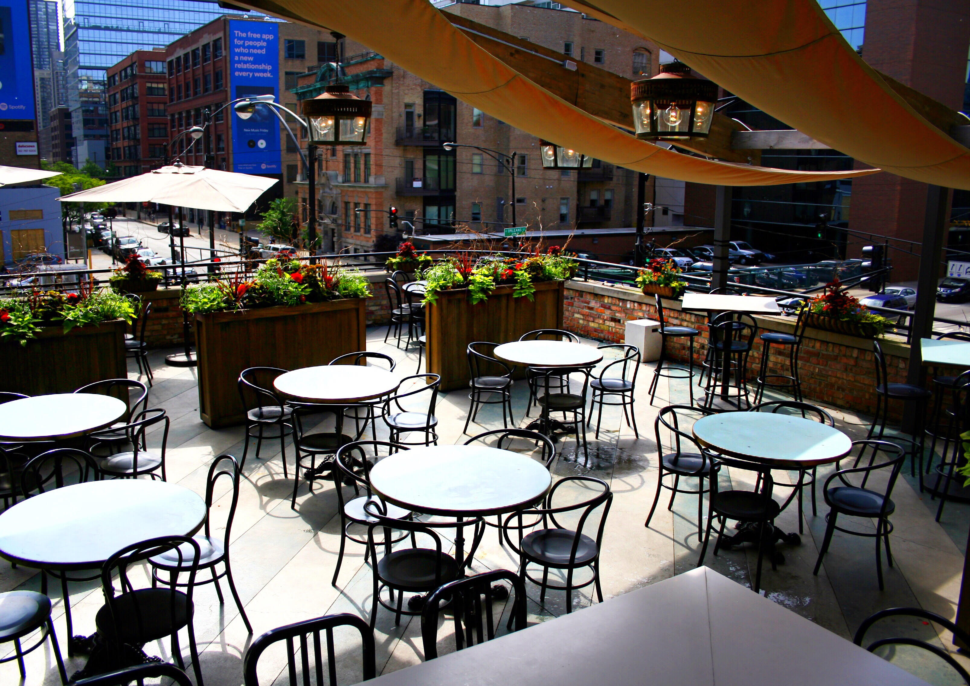 Bernie's Chicago private dining, rehearsal dinners & banquet halls