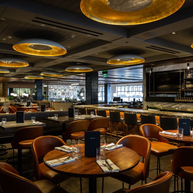 Earls Prudential Boston private dining, rehearsal dinners & banquet
