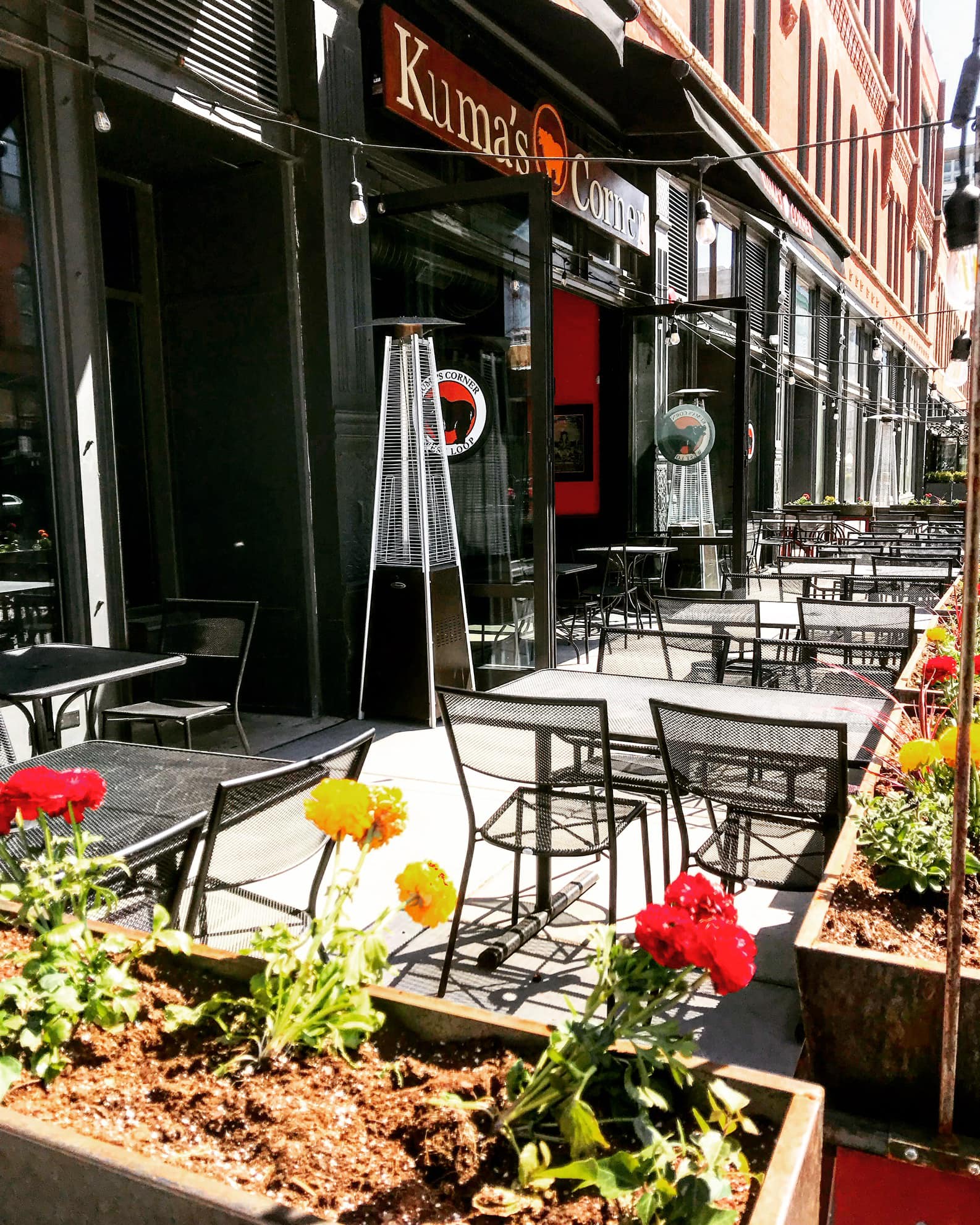 Kuma's Corner West Loop Chicago private dining, rehearsal dinners