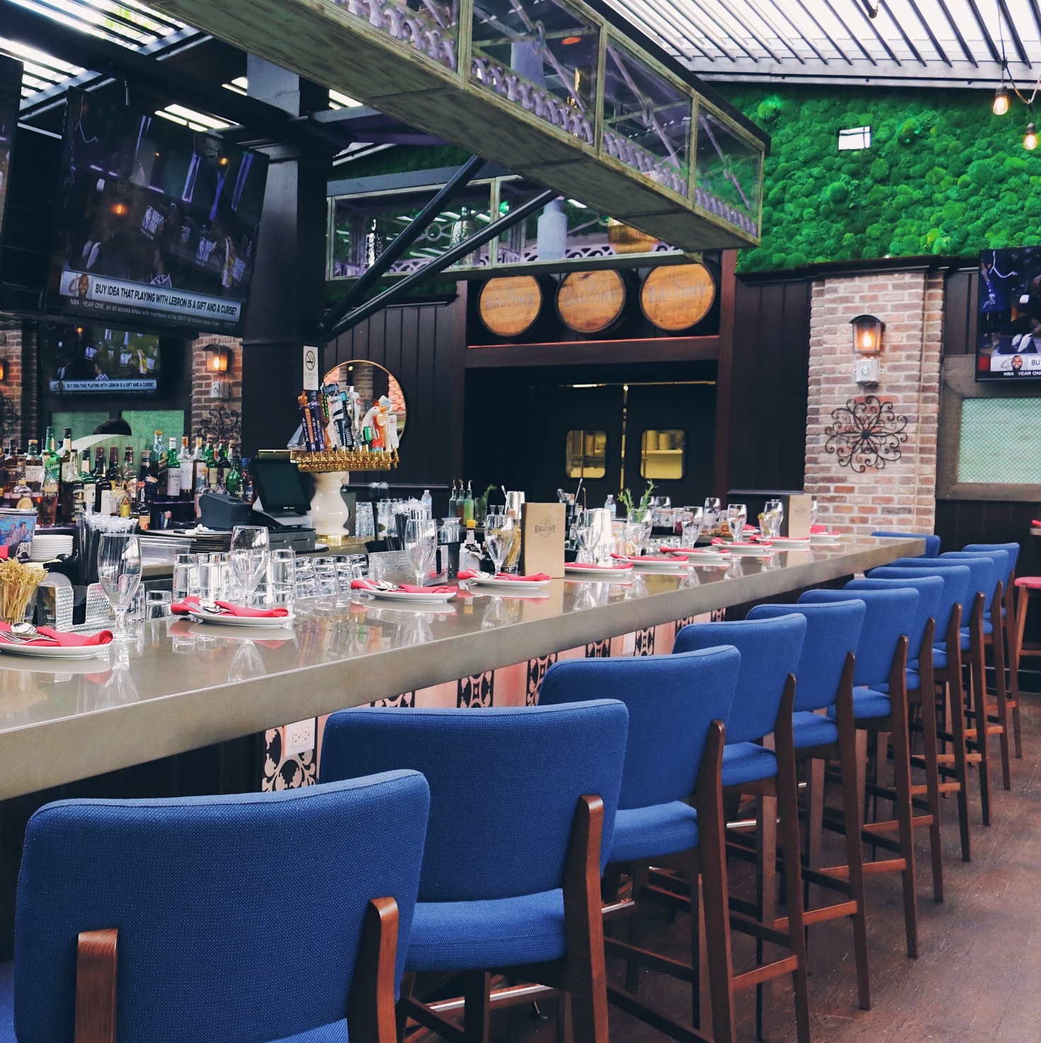 Bo's Pub • The Balcony • The Hidden Garden Fort Lauderdale private