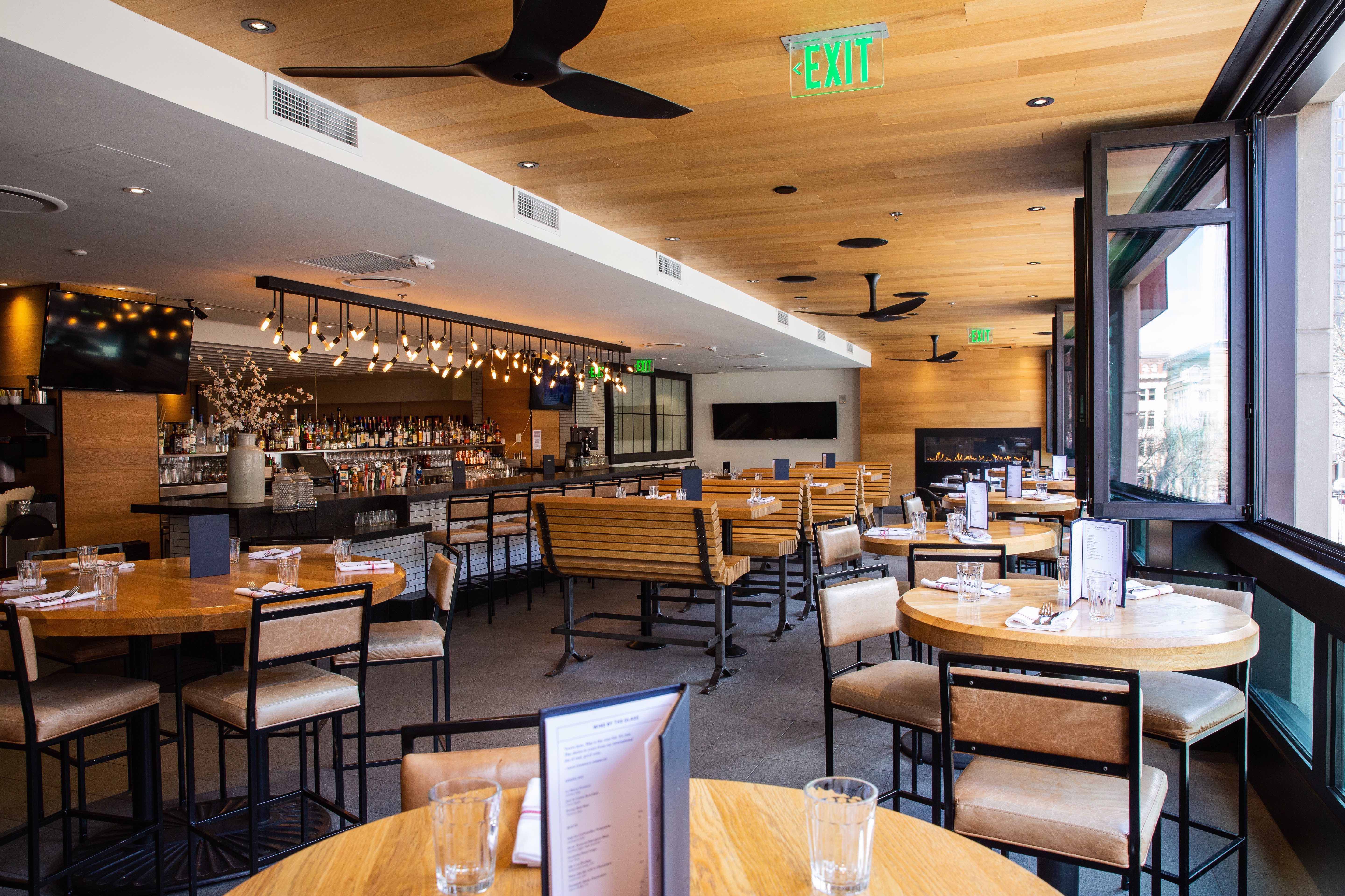 Earls Kitchen + Bar Glenarm Denver private dining, rehearsal dinners & banquet halls Tripleseat