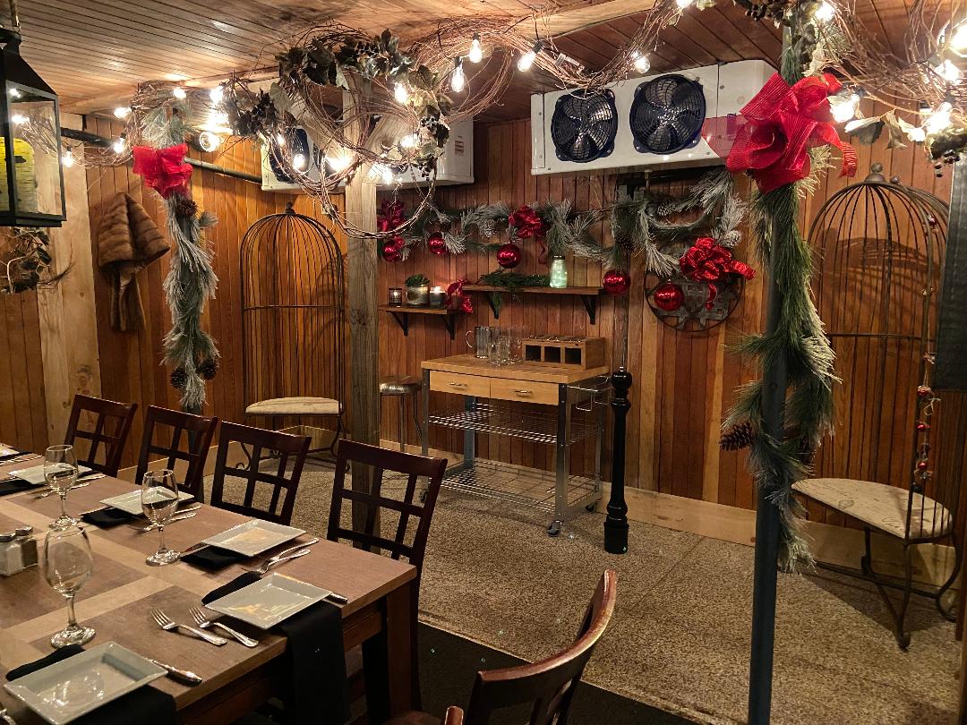 Diamond's Hamilton private dining, rehearsal dinners & banquet halls