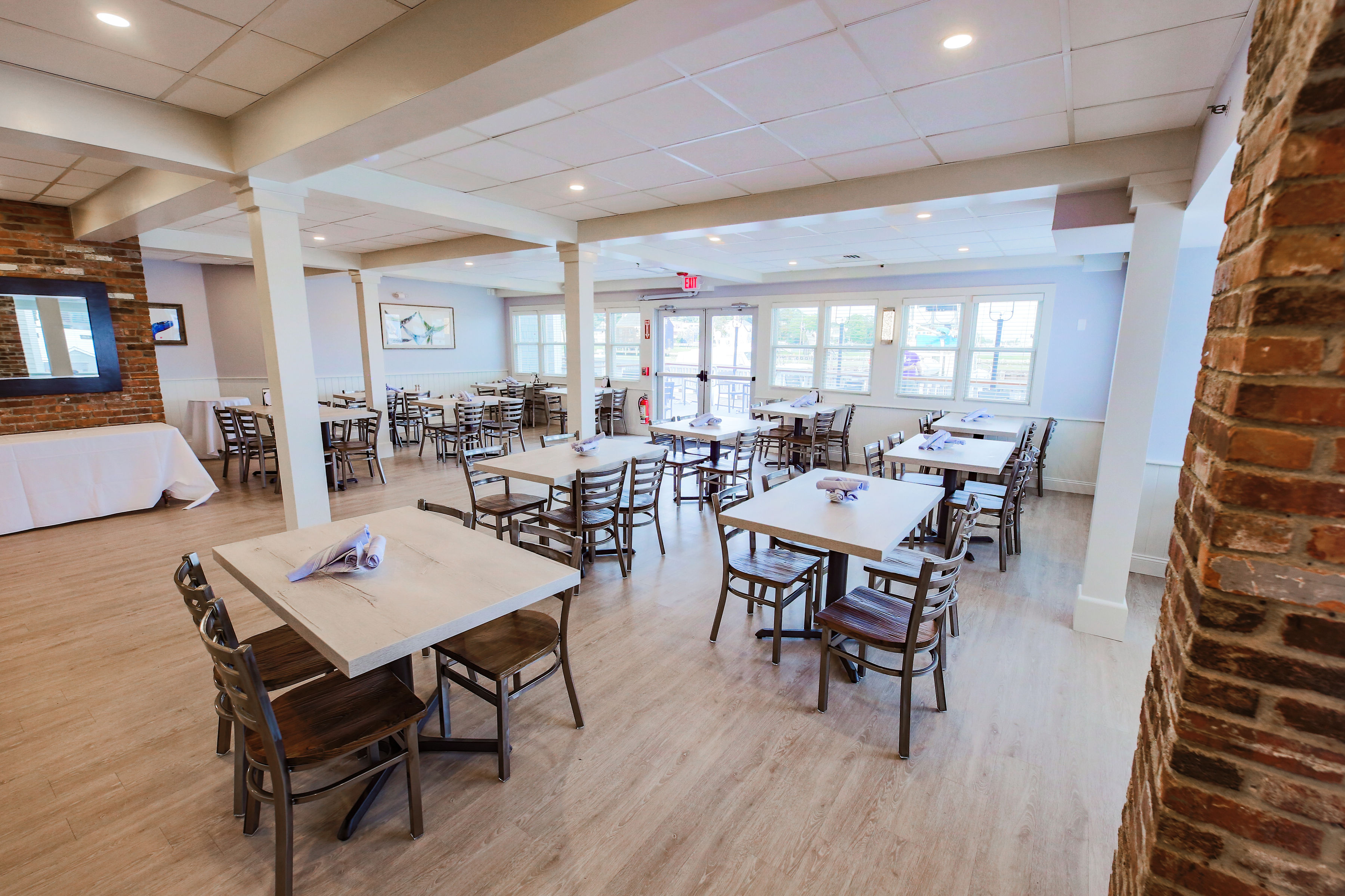 Finz Seafood and Grill - Salem private dining, rehearsal dinners