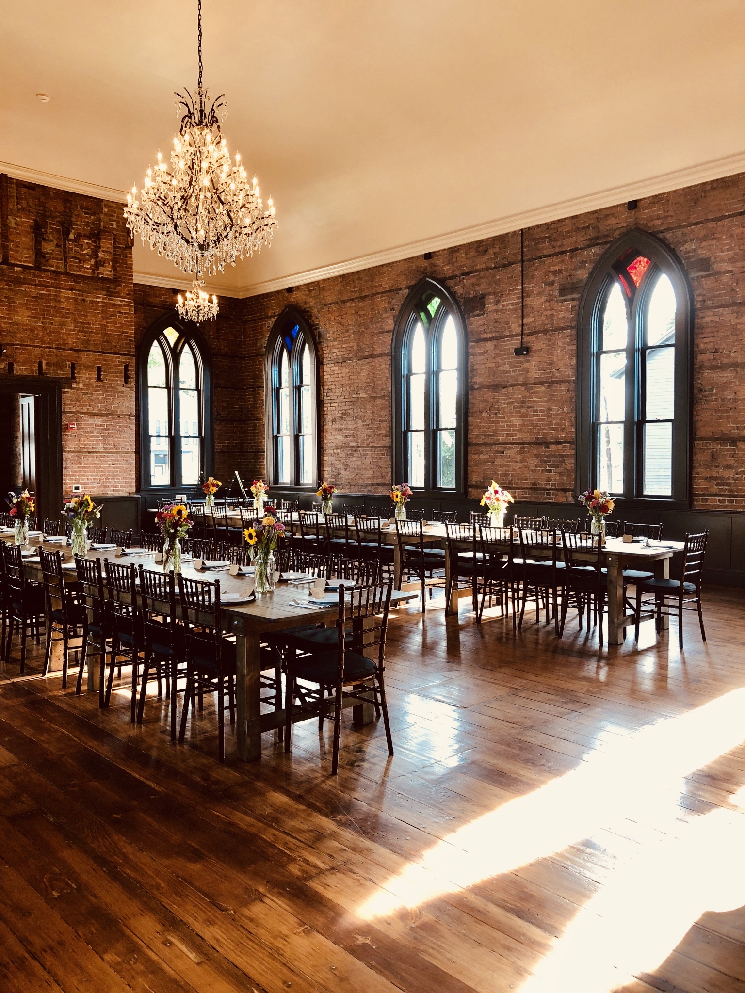 The Brickhall Clarence private dining, rehearsal dinners & banquet