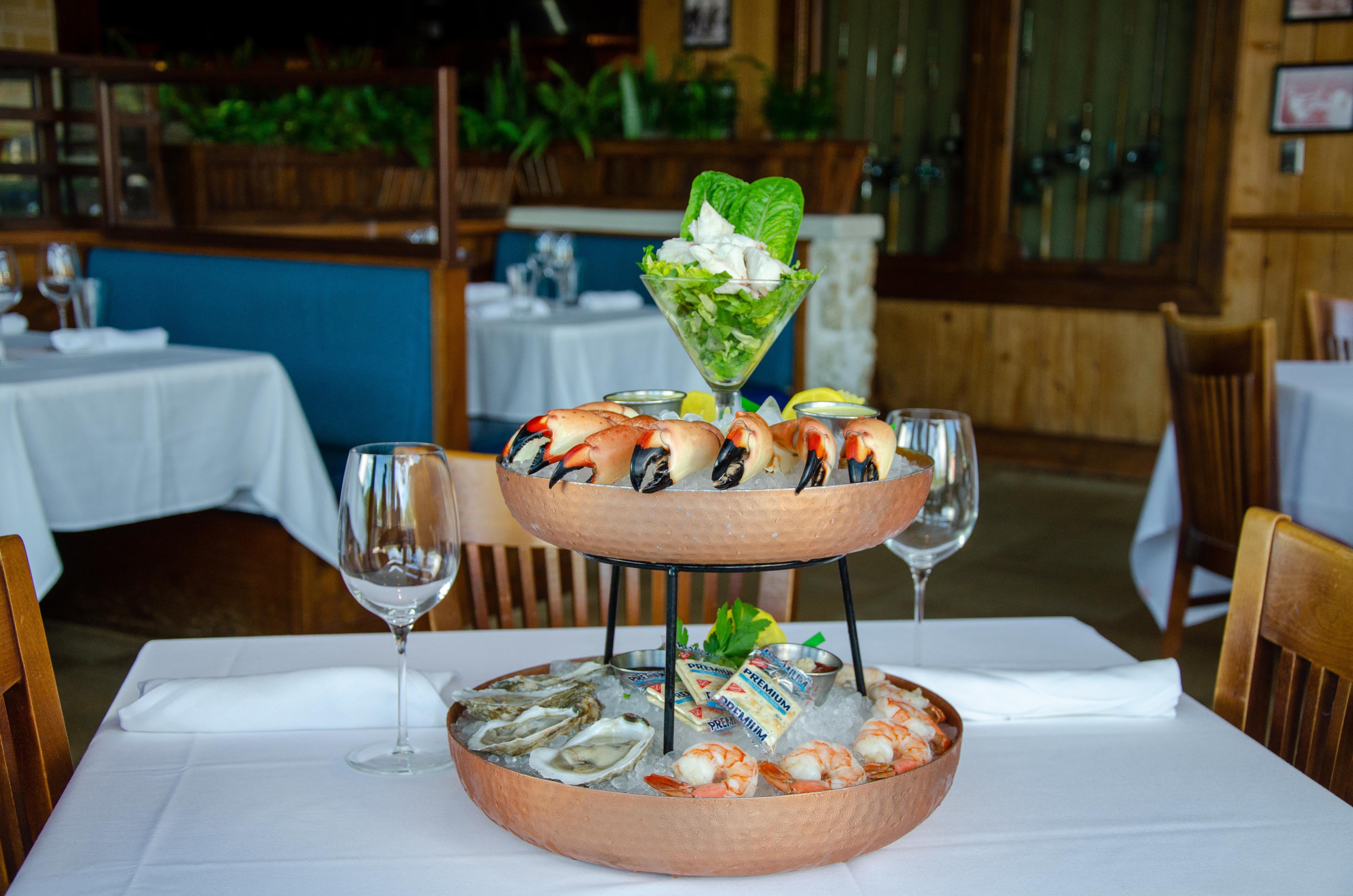 FishBones 7005 County Road 46A. Lake Mary, Fl. 32746 Lake Mary private dining, rehearsal