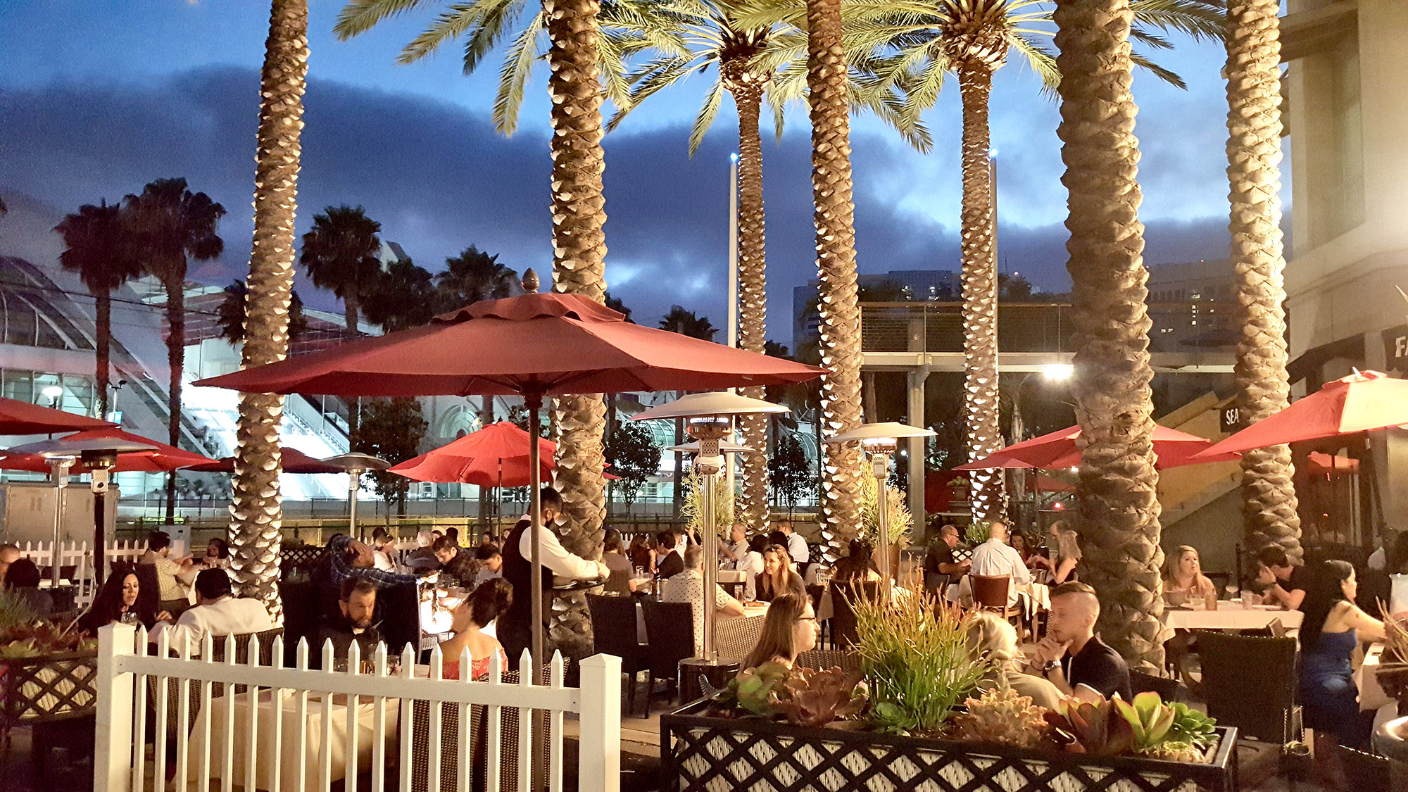 Lou & Mickeys San Diego private dining, rehearsal dinners & banquet halls Tripleseat