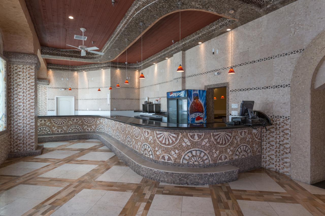 Pins 'N Pockets Lake Elsinore private dining, rehearsal dinners