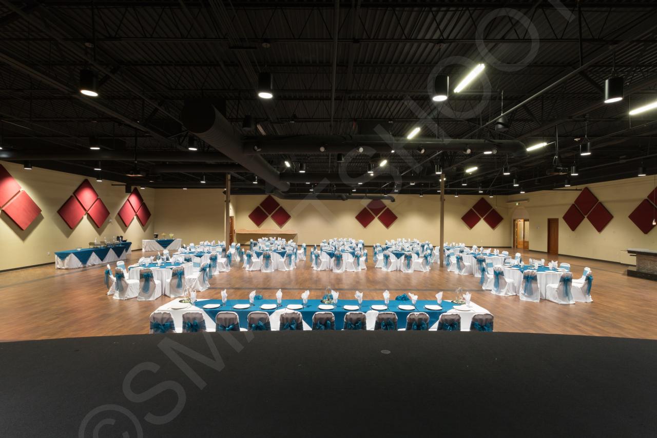 Pins 'N Pockets Lake Elsinore private dining, rehearsal dinners