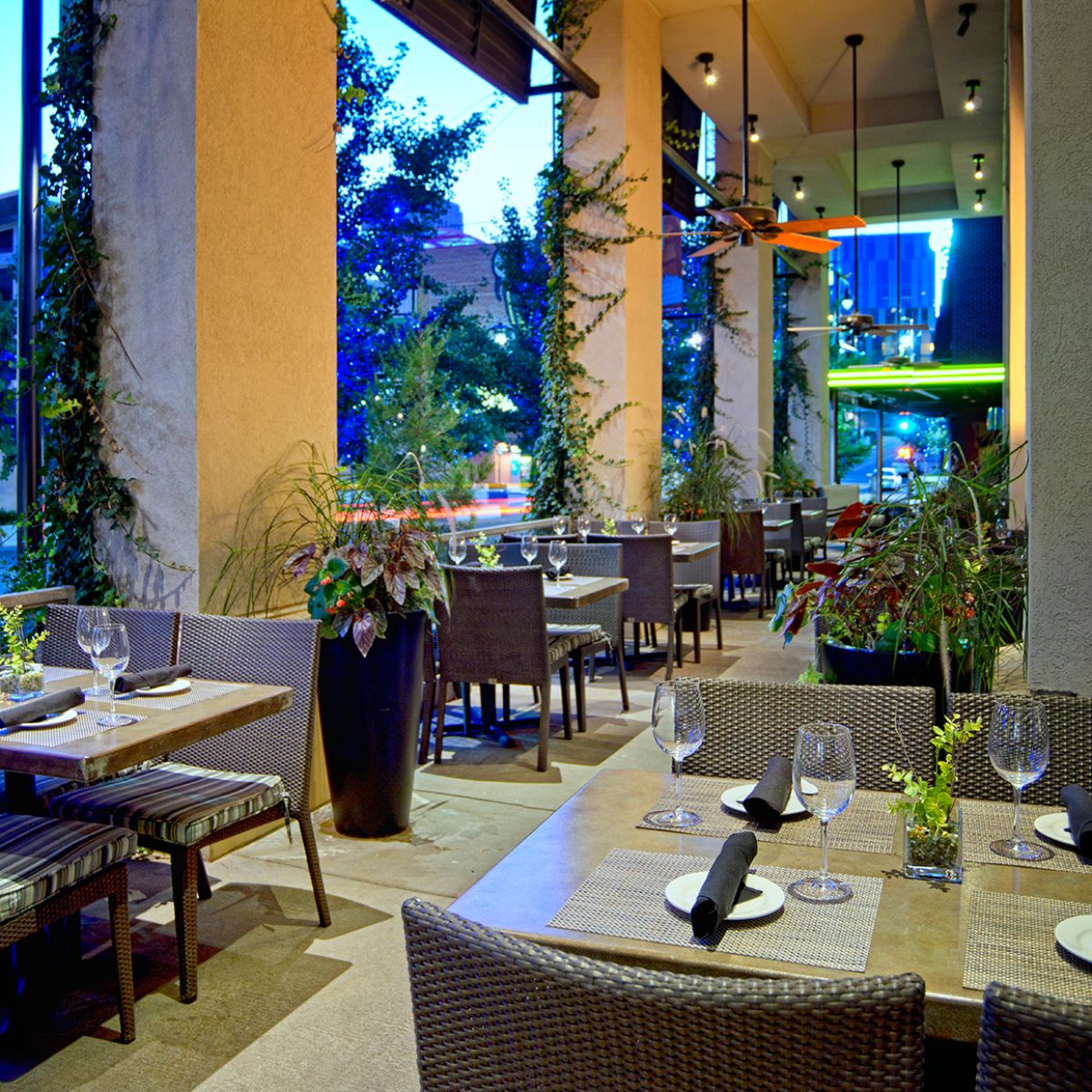 Bristol Seafood + Steak + Social [Downtown Kansas City] Kansas City