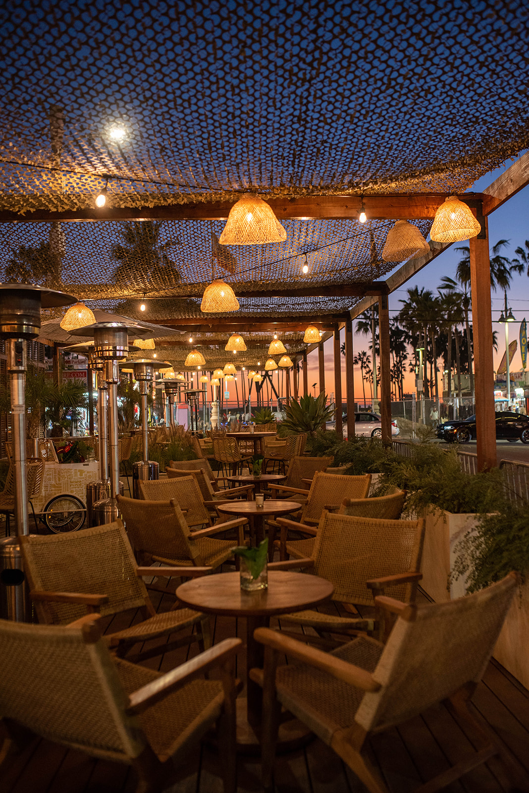 Belles Beach House - Venice private dining, rehearsal dinners & banquet