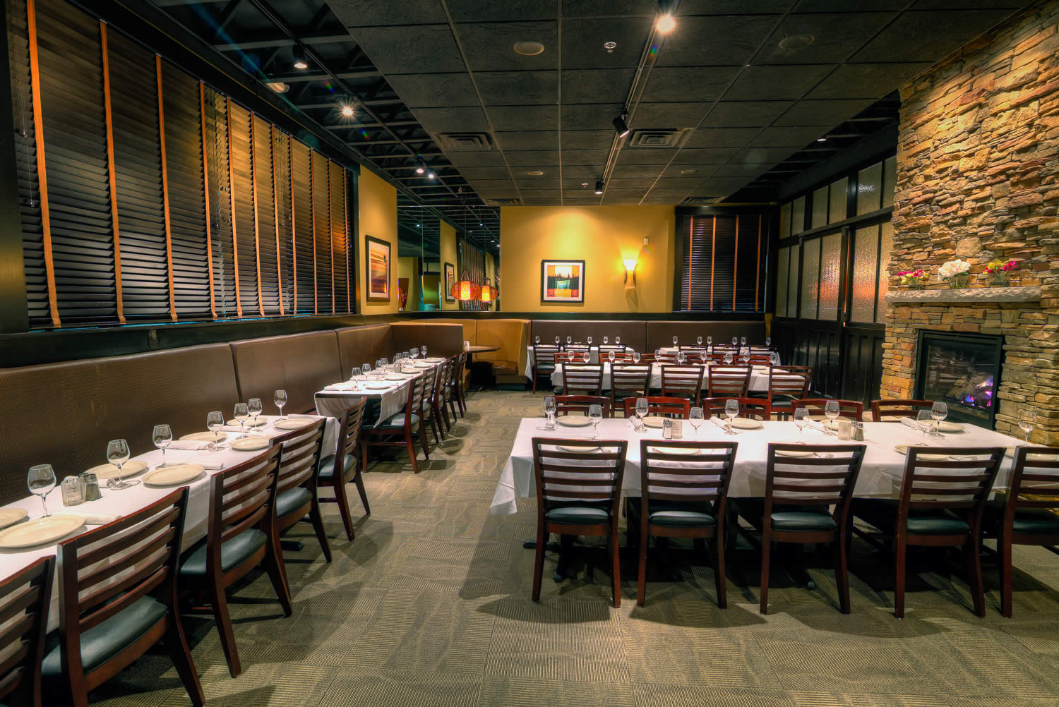 BlackStone Iowa City private dining, rehearsal dinners & banquet