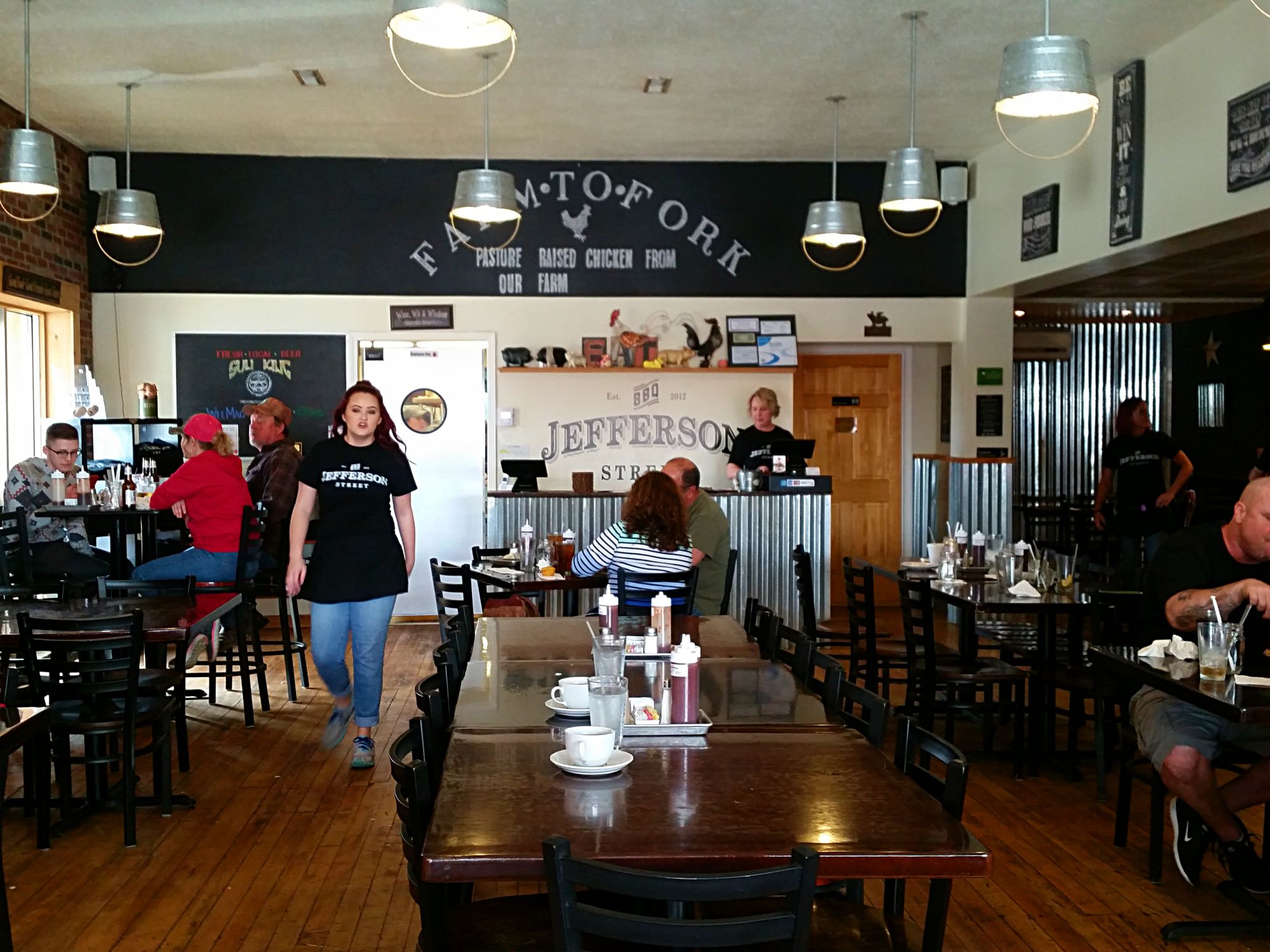 Jefferson St. BBQ Converse private dining, rehearsal dinners