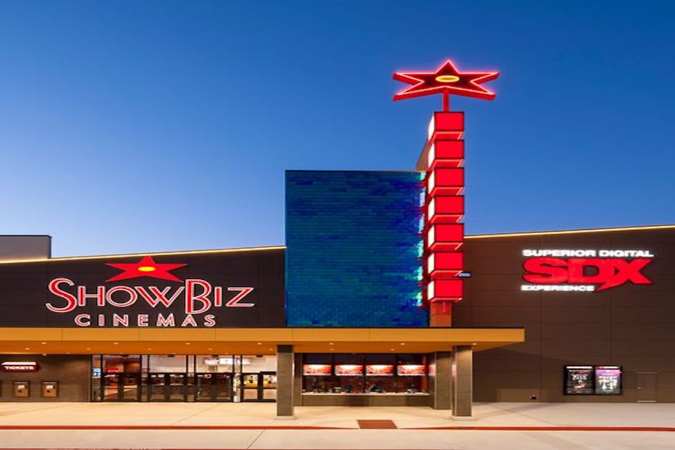 Liberty Lakes Houston private dining, rehearsal dinners