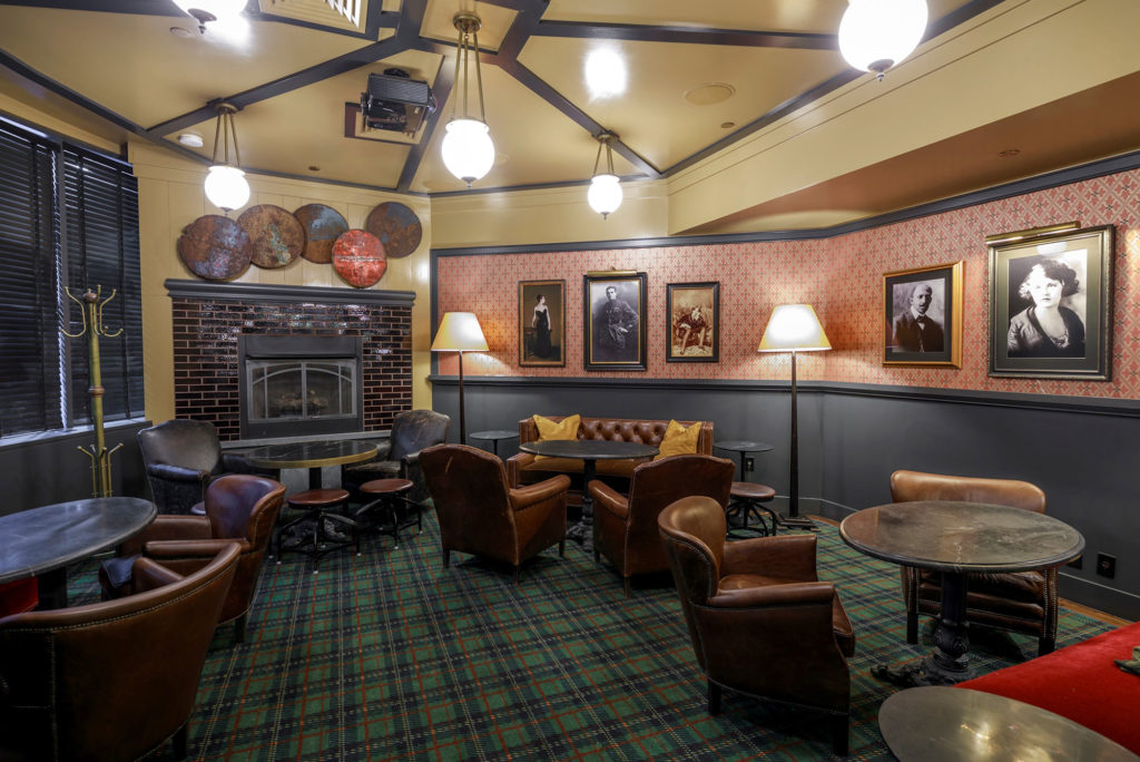 Grafton Street Pub and Grill Cambridge private dining, rehearsal dinners & banquet halls