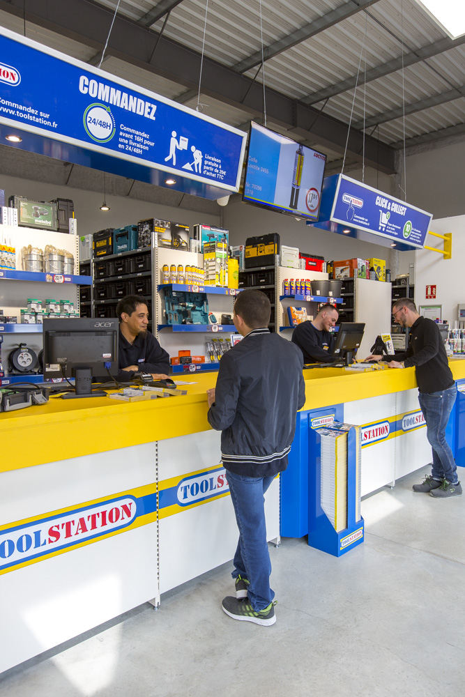 Comptoir magasin Toolstation