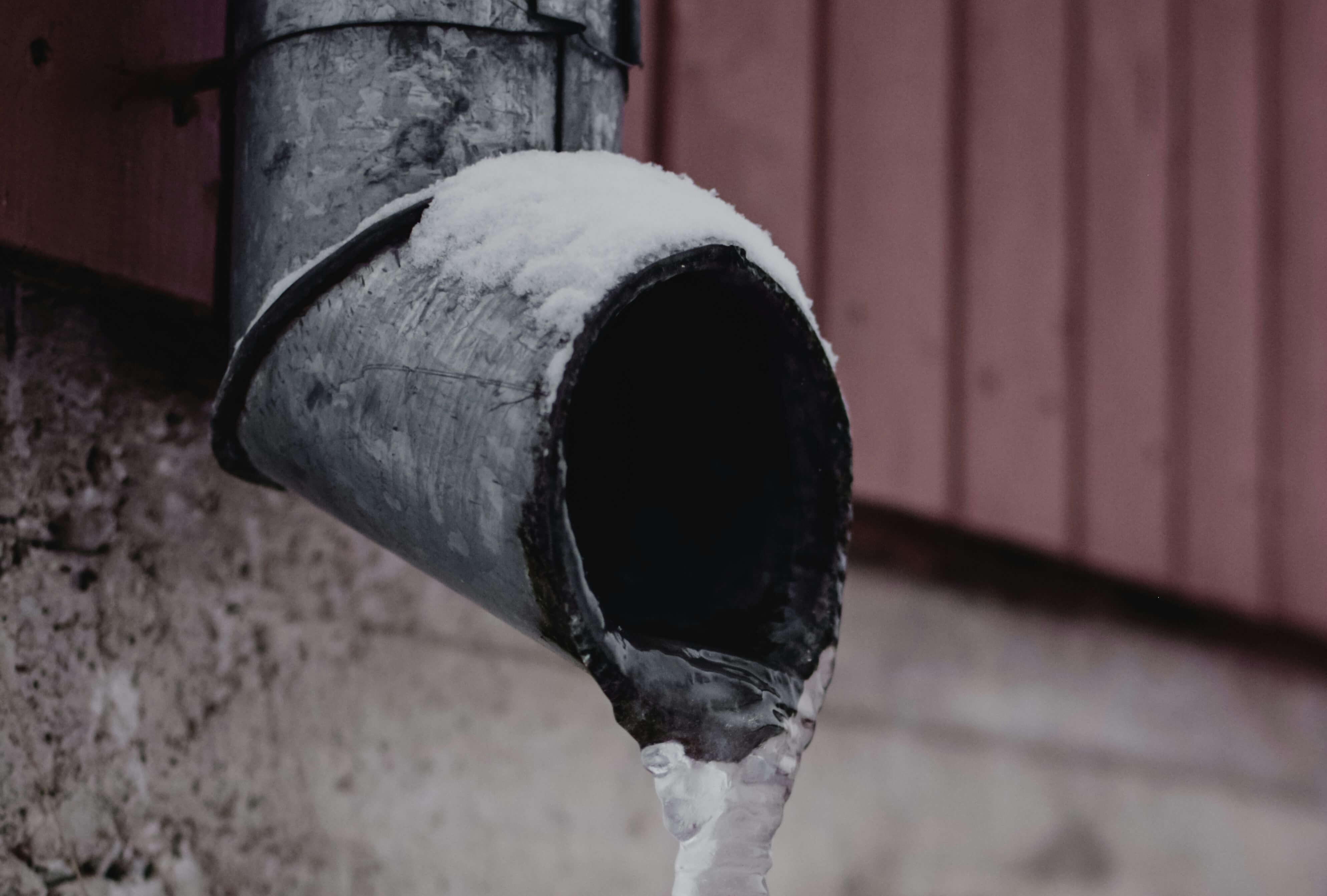 How To Fix A Leaking Overflow Pipe Toolstation