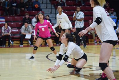 10.25_Sports_Volleyball_ErikCoombs-copy