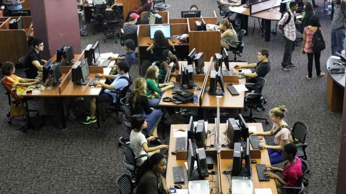 The library is utilized by people other than students. Fifty to 70 non-students use it every day. ( AIMEE WANNER // TTN ) The library is utilized by people other than students. Fifty to 70 non-students use it every day. ( AIMEE WANNER // TTN )