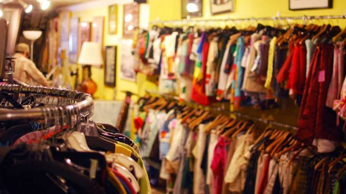 phillyaids_andrewthayer02-web Philly AIDS Thrift on 710 South Fifth Street selects the highest quality clothing to be resold. A majority of the store’s staff are volunteers, an often-overlooked aspect. | ANDREW THAYER / TTN