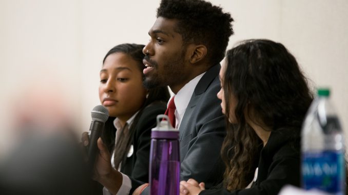 03.23_news_TSGdebate_genevaheffernan-7