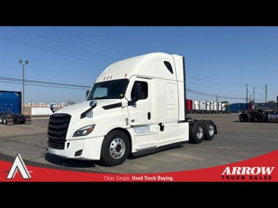 2022 Freightliner CA126