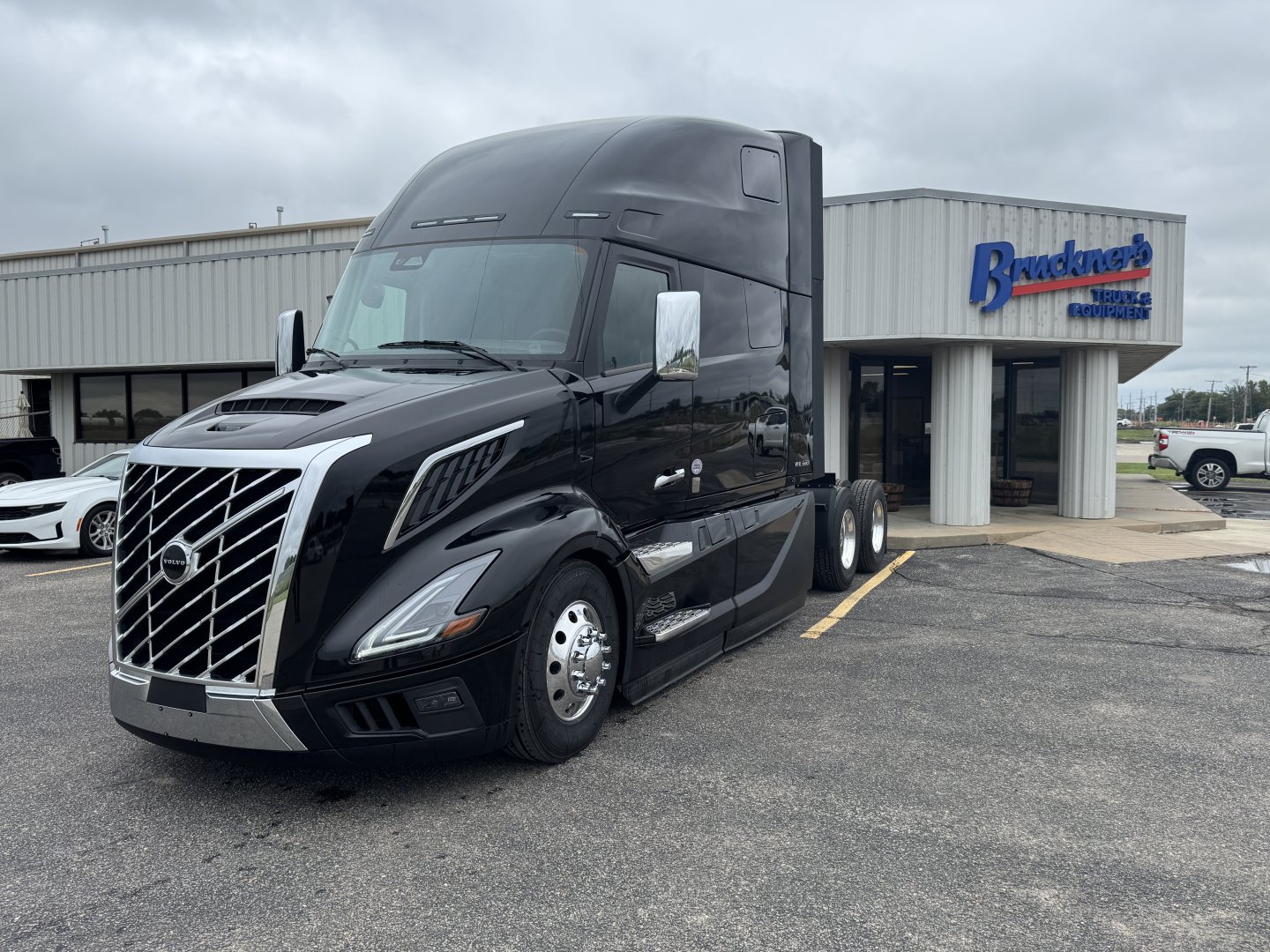 2026 Volvo VNL64T860