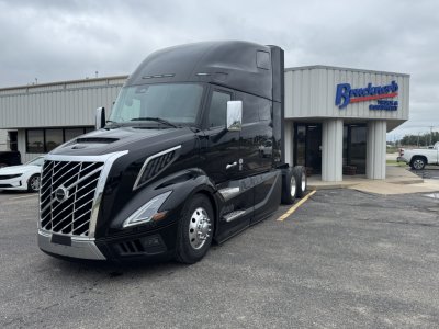 2026 Volvo VNL64T860