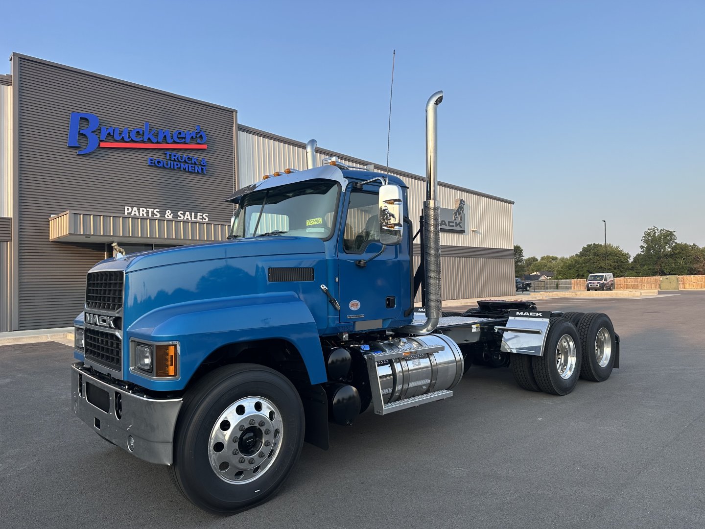 2026 Mack PI64T