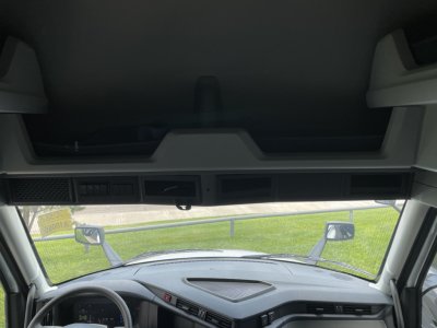 2026 Volvo VNL64T860