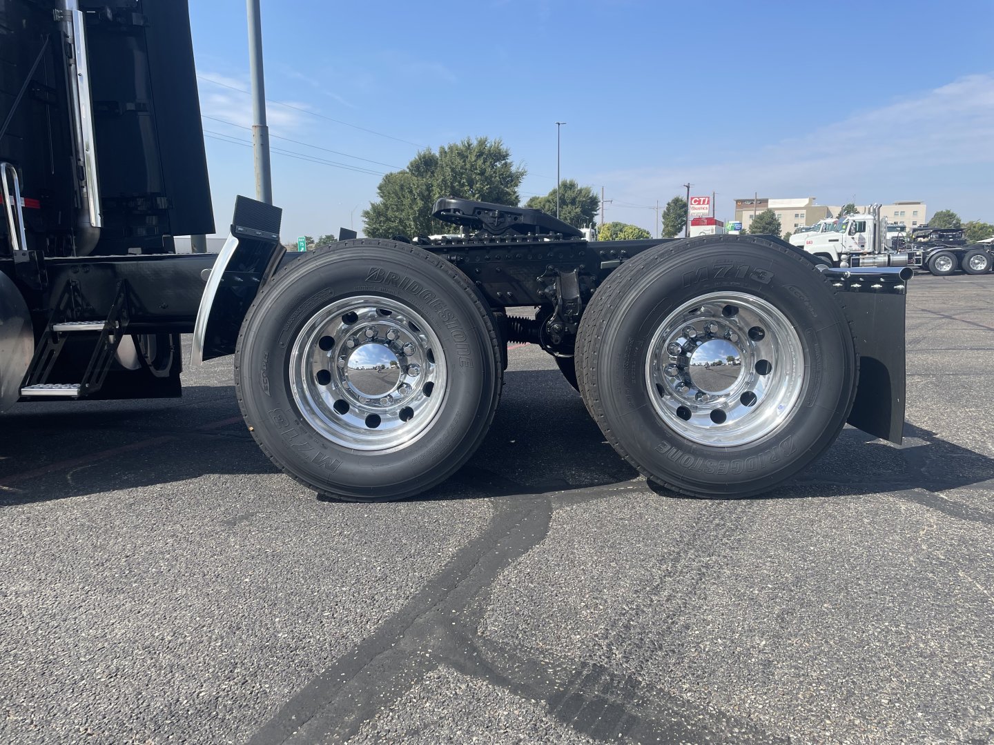 2026 Volvo VNL64T660