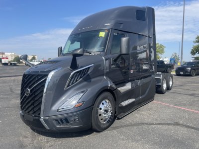 2026 Volvo VNL64T660