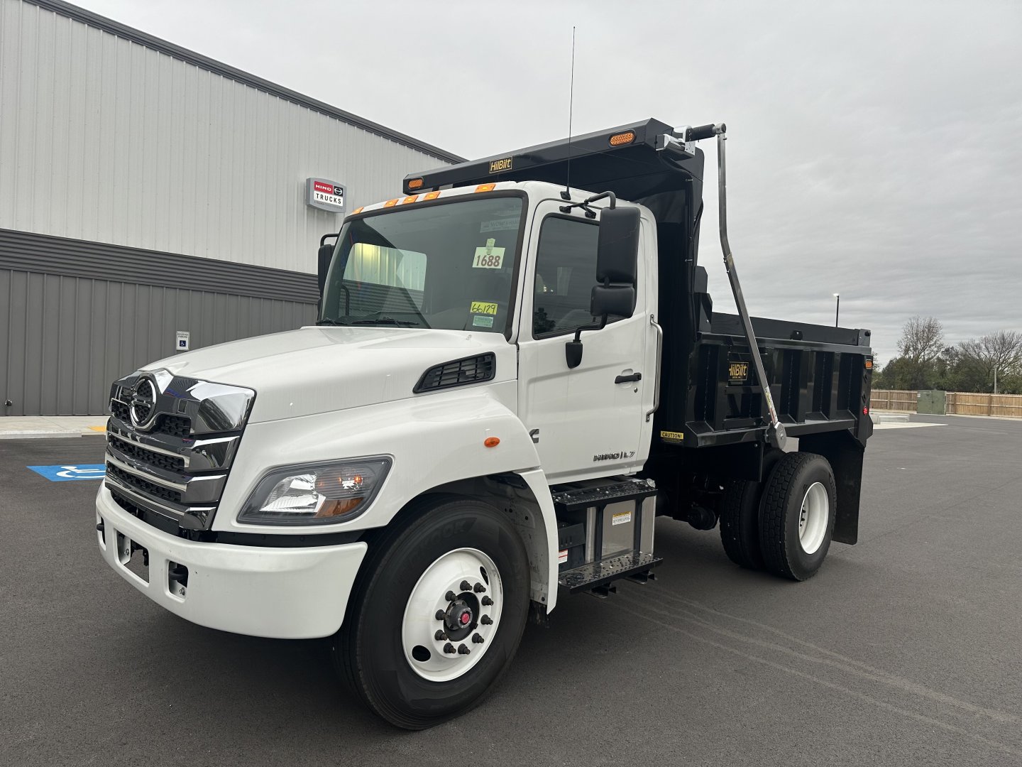 2025 Hino L7
