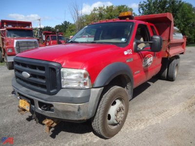 2006 Ford F450 XL Super Duty with Plow