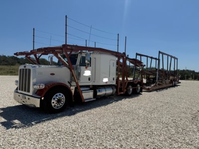 2017 Peterbilt 389