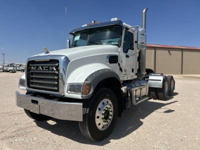 2026 Mack GR64FT