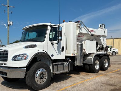 2024 Freightliner M2106