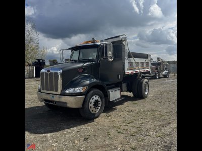 2007 Peterbilt 335 Dump Truck