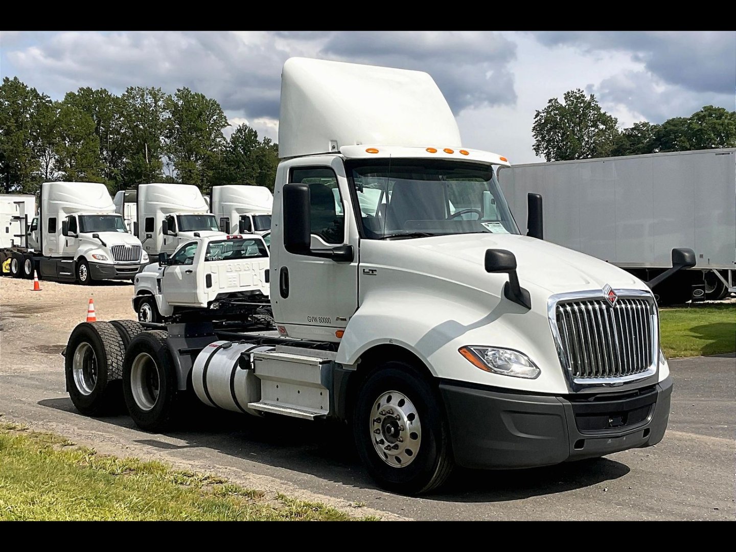 2019 INT LT625 6x4