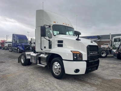 2021 Mack AN42T