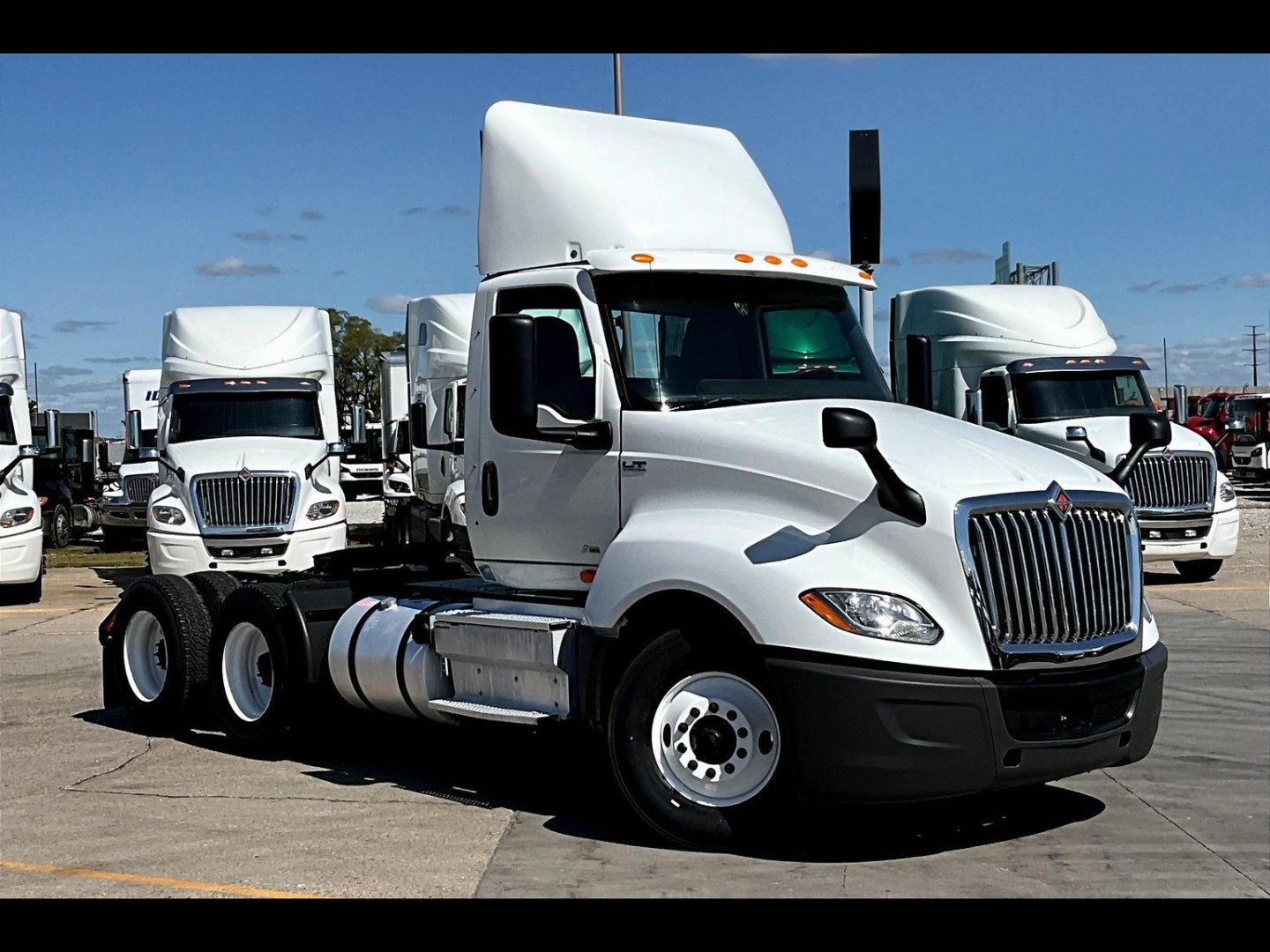 2019 INT LT625 6x4