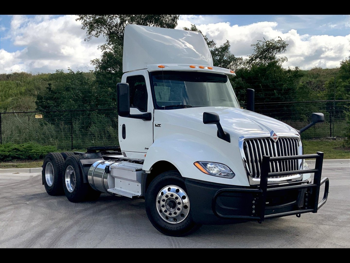 2019 INT LT625 6x4
