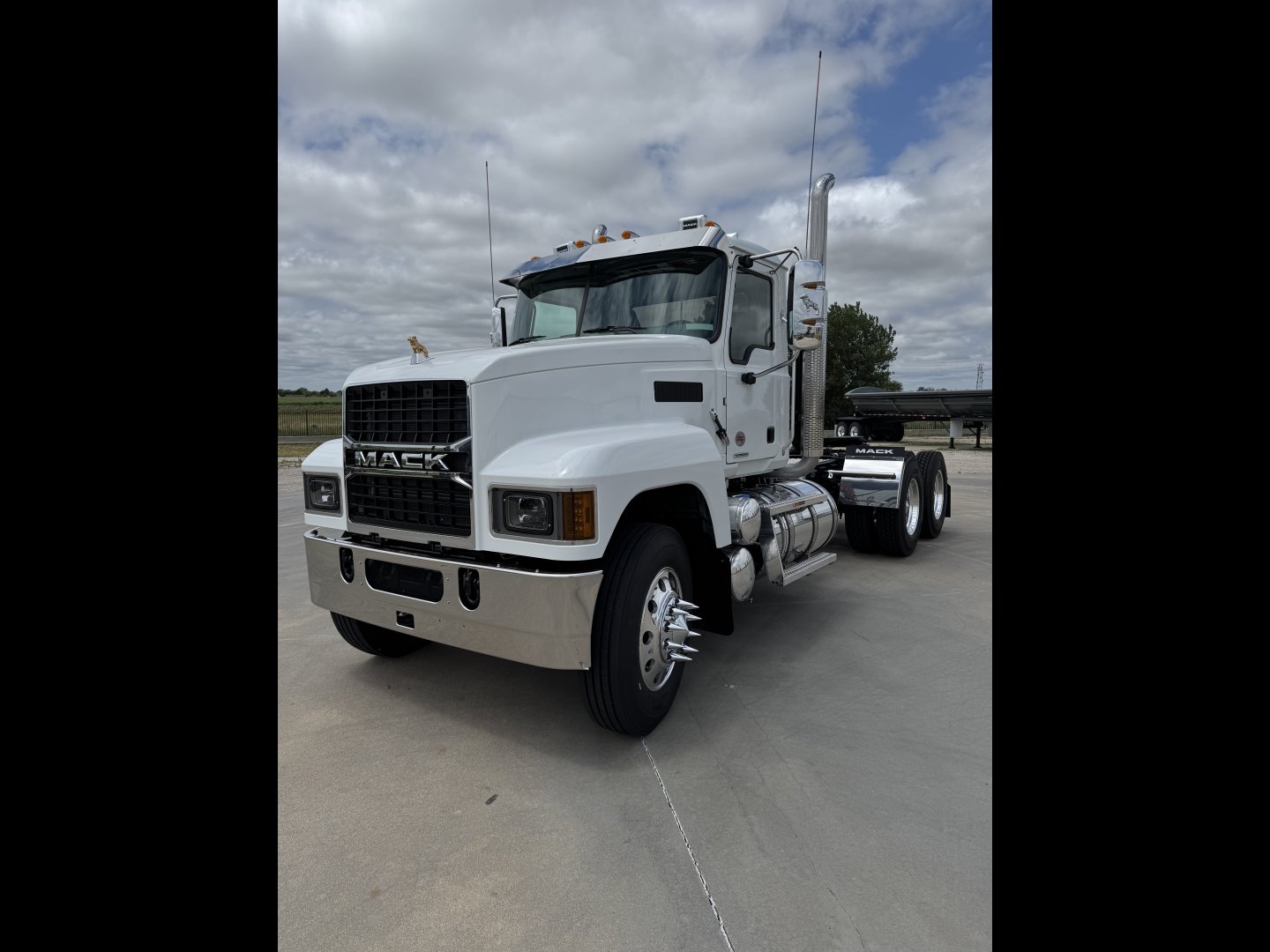 2026 Mack PI64T