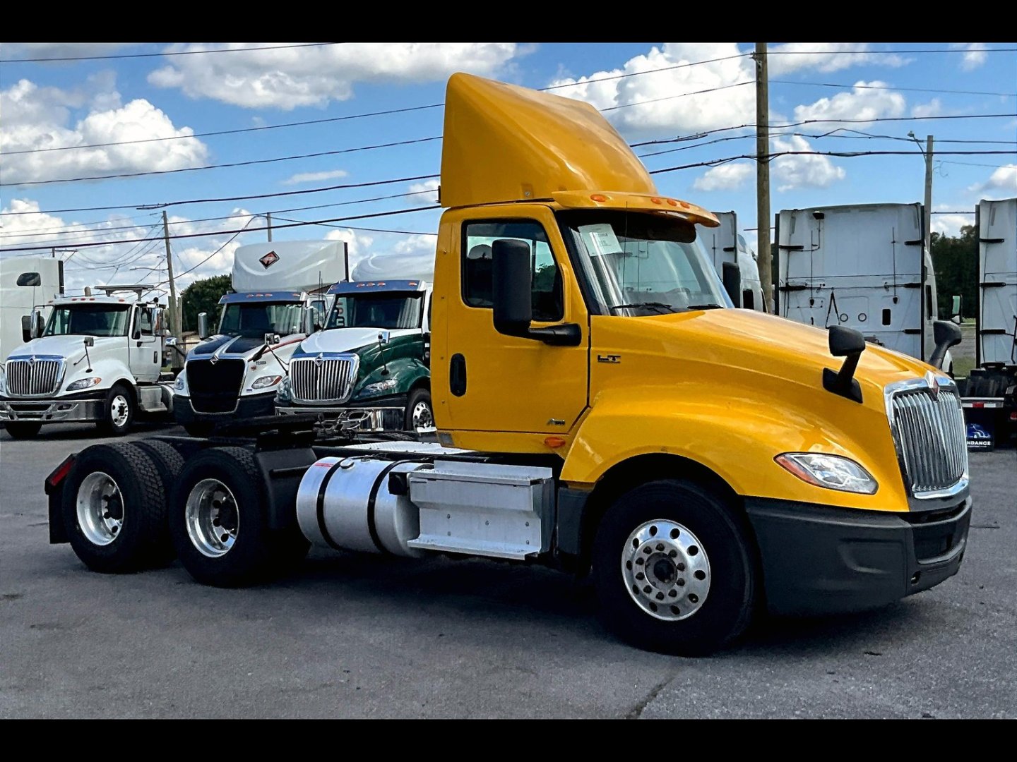2019 INT LT625 6x4
