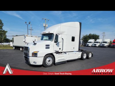 2023 Mack AN64T