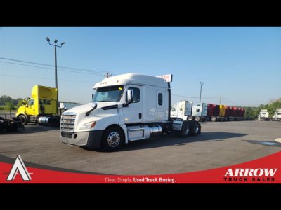 2019 Freightliner CA126